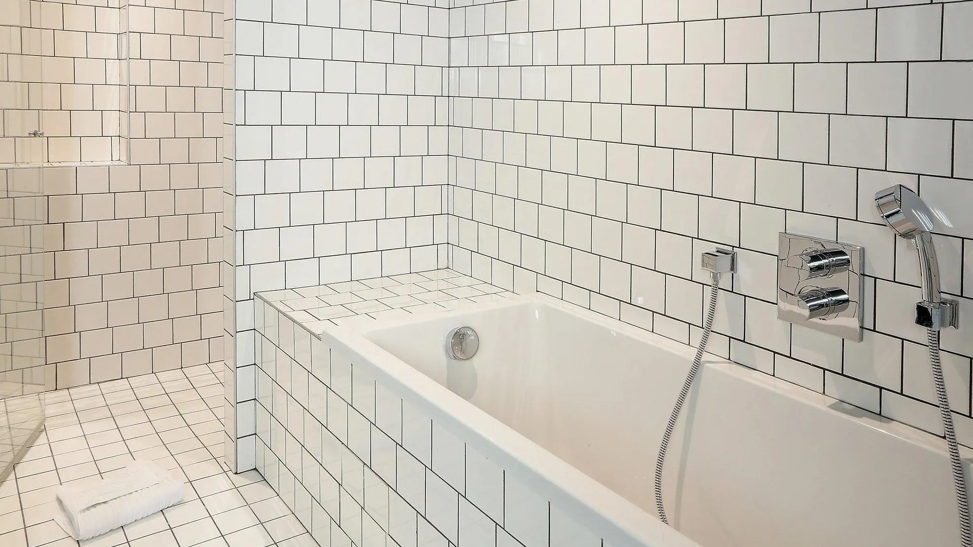 Western Premier Faubourg 88 Paris