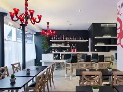 贝斯特韦斯特高级郊区88酒店
